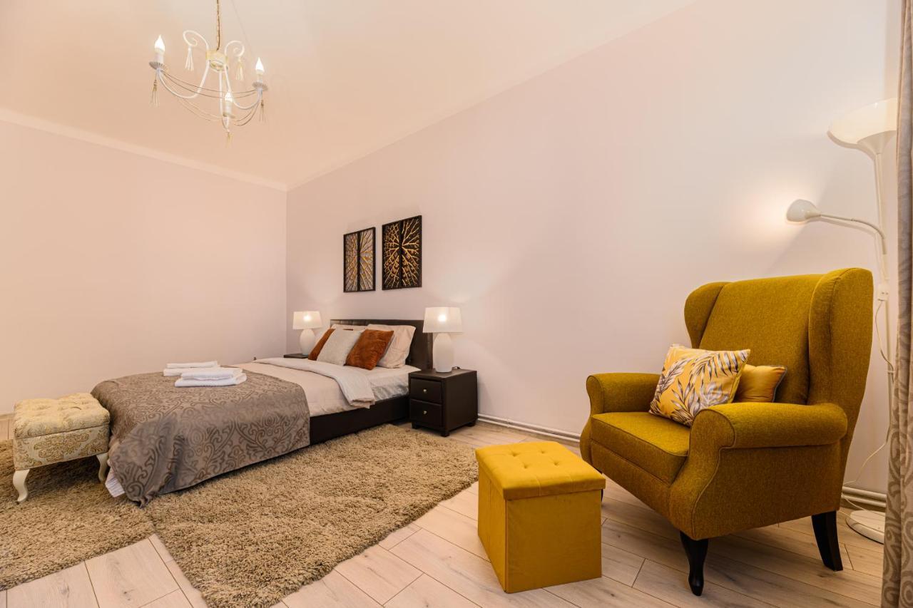 Chic&View Brasov Apartment Ngoại thất bức ảnh