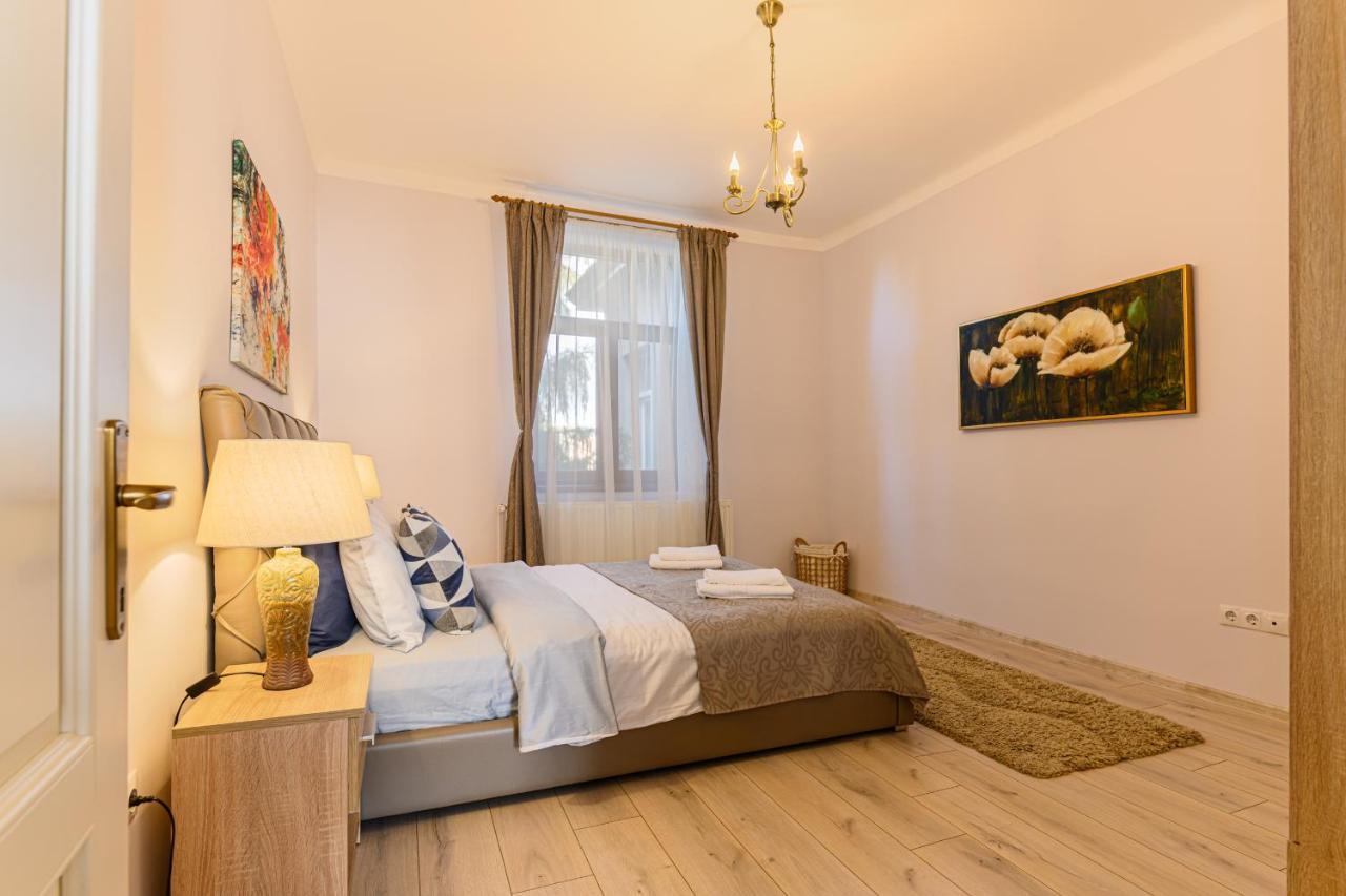 Chic&View Brasov Apartment Ngoại thất bức ảnh